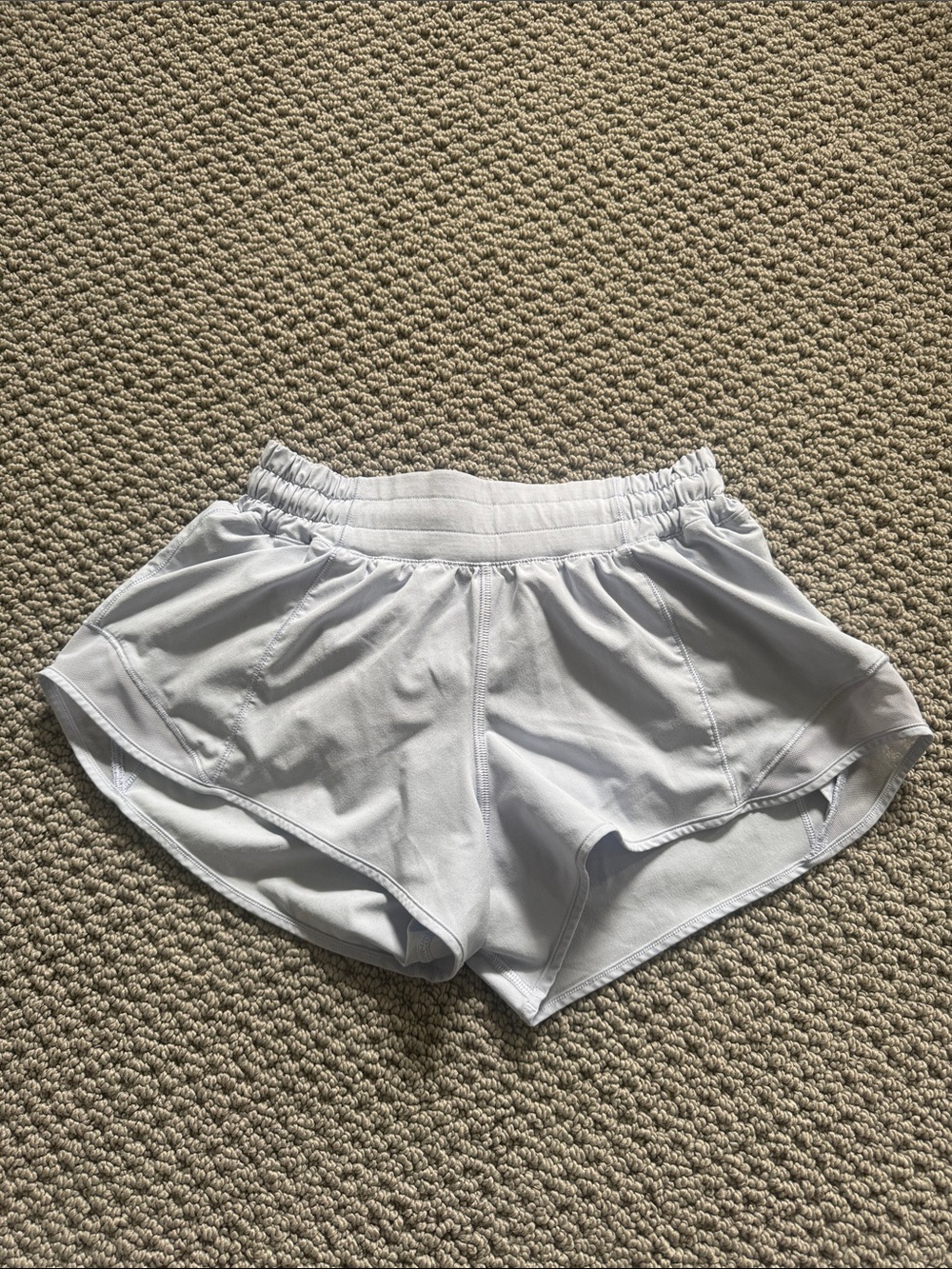 Lululemon Lilac Hotty Hot 2.5in Shorts- 4